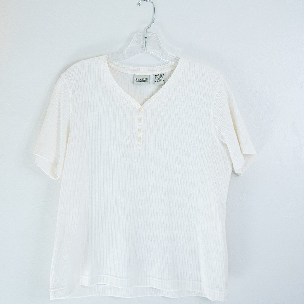 Classic Elements White Ribbed top V-neck Size Medium